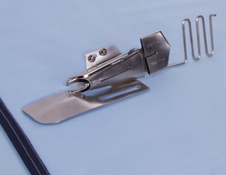 Babylock Einzelfaltschrägbinder40-15 mit Führung,Kombi u. reine Cover 