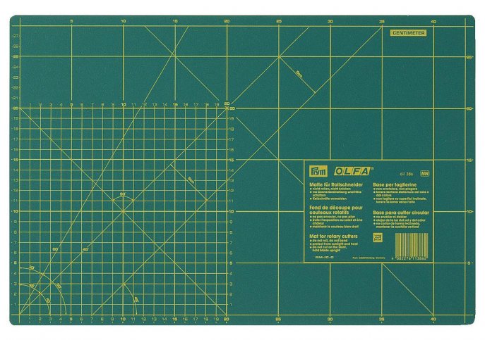 Prym Schneideunterlage cm/inch-Einteilung 30 x 45 cm 