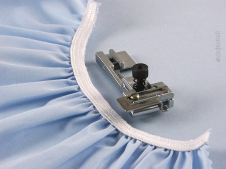 Babylock Gummibandannähfuß 2-20mm nur Overlock 