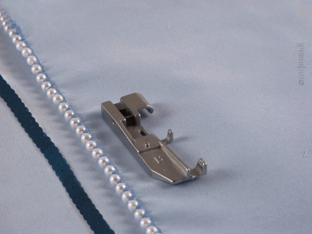 Babylock Perlenschnureinnähfuß 4mm nur Overlock 